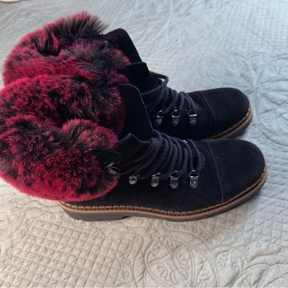 Sam Edelman Black and Red Winter Boots with Faux Fur - Picture 4 of 8